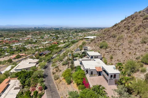 $4,100,000 | 6900 North Highlands Drive, Paradise Valley, AZ 85253