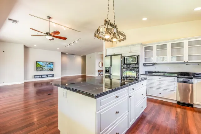 $1,349,000 | 33 Keoneloa Street, Wailuku, HI 96793