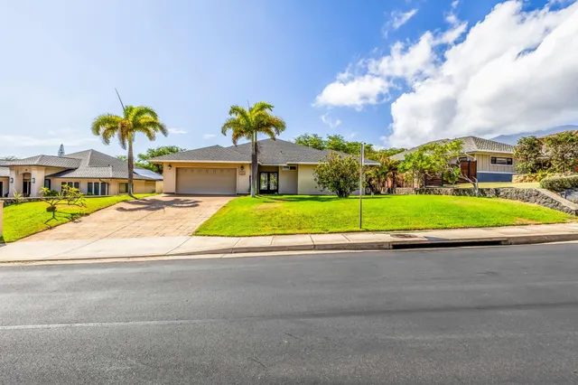 $1,349,000 | 33 Keoneloa Street, Wailuku, HI 96793