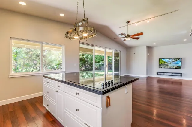 $1,349,000 | 33 Keoneloa Street, Wailuku, HI 96793