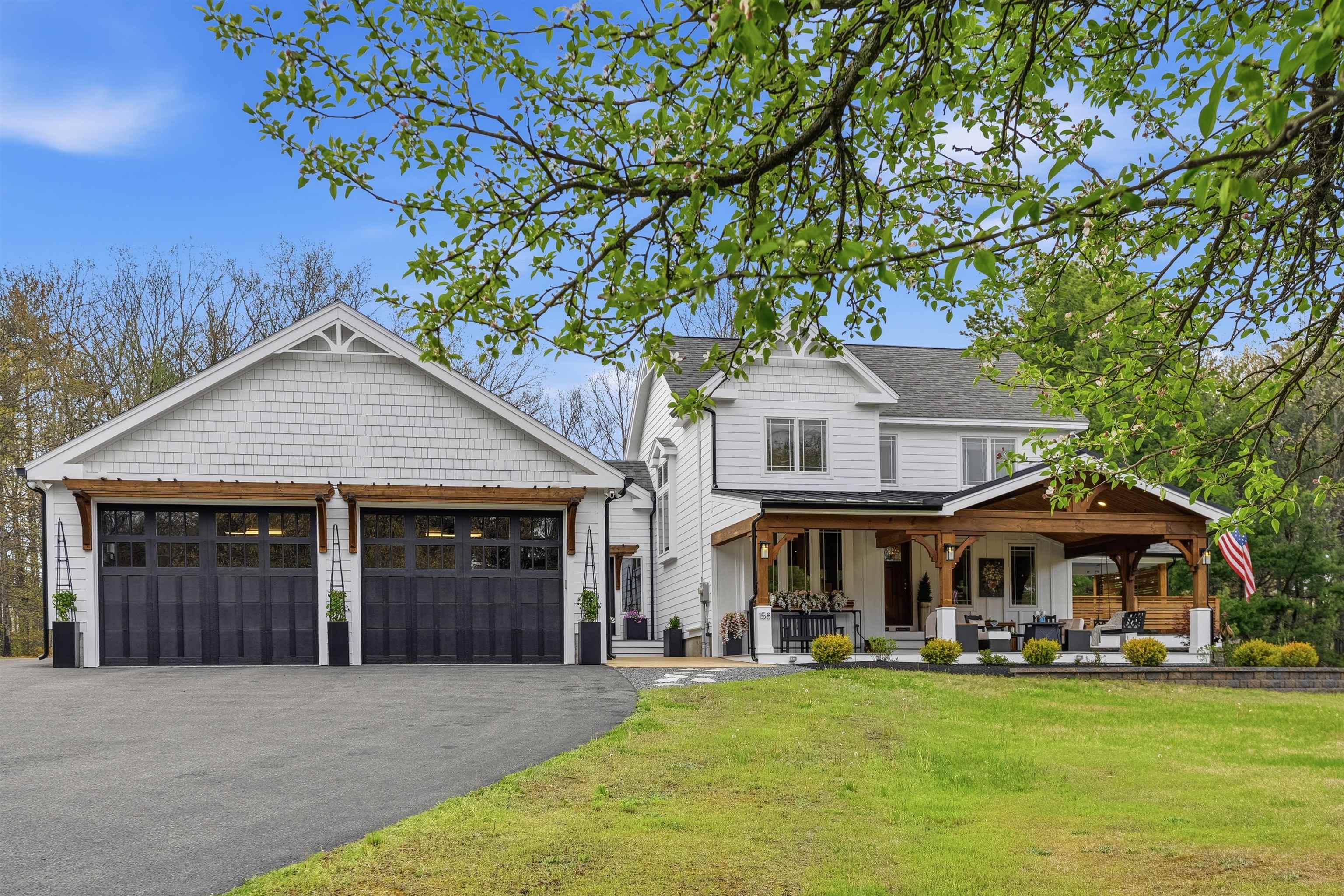 158 Pinecrest Road Litchfield, NH 03052 - Photo 1 of 55