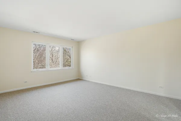 $3,250 | 214 Taylor Court, Buffalo Grove, IL 60089