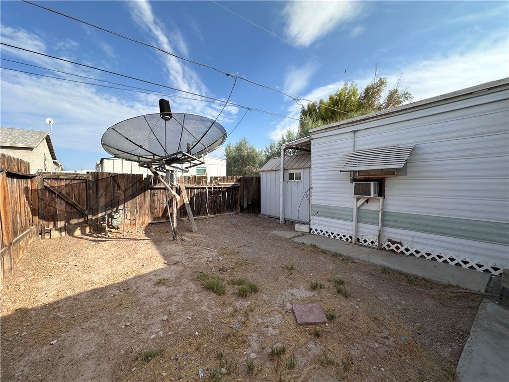 1808 Forest Way Bullhead City, AZ 86442 - Photo 23 of 24 Gallery Image 23