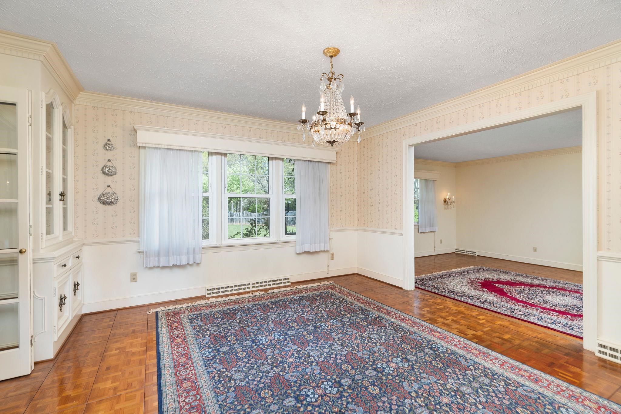 812 Meadowbrook Road Waynesboro, VA 22980 - Photo 30 of 75 DINING ROOM