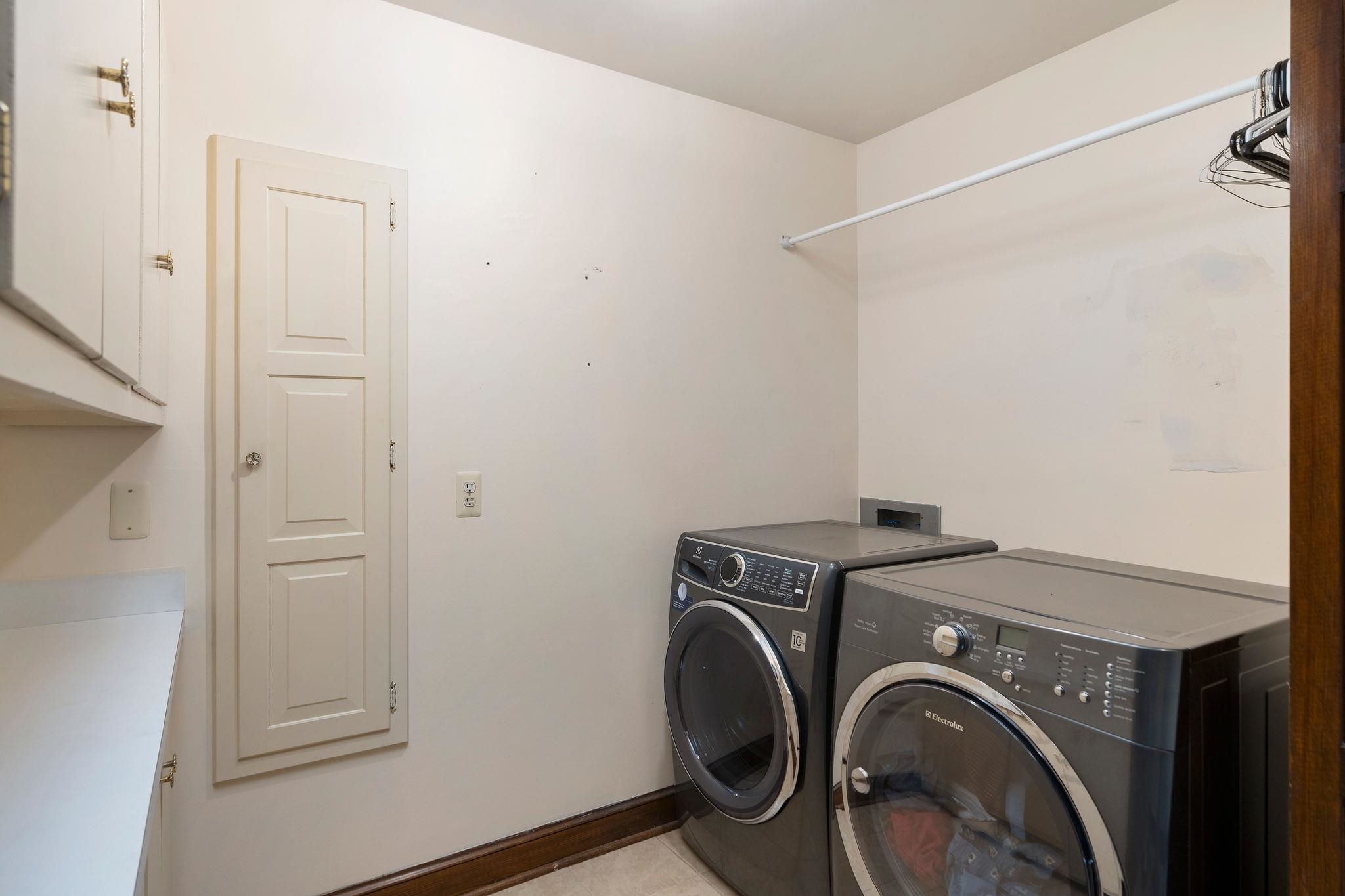 812 Meadowbrook Road Waynesboro, VA 22980 - Photo 49 of 75 LAUNDRY