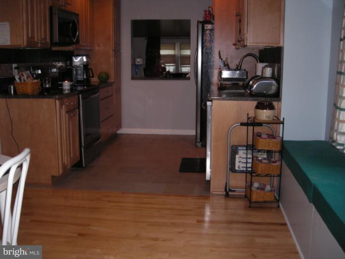 217 Cloverhill Road Pasadena, MD 21122 - Photo 19 of 29 Kitchen