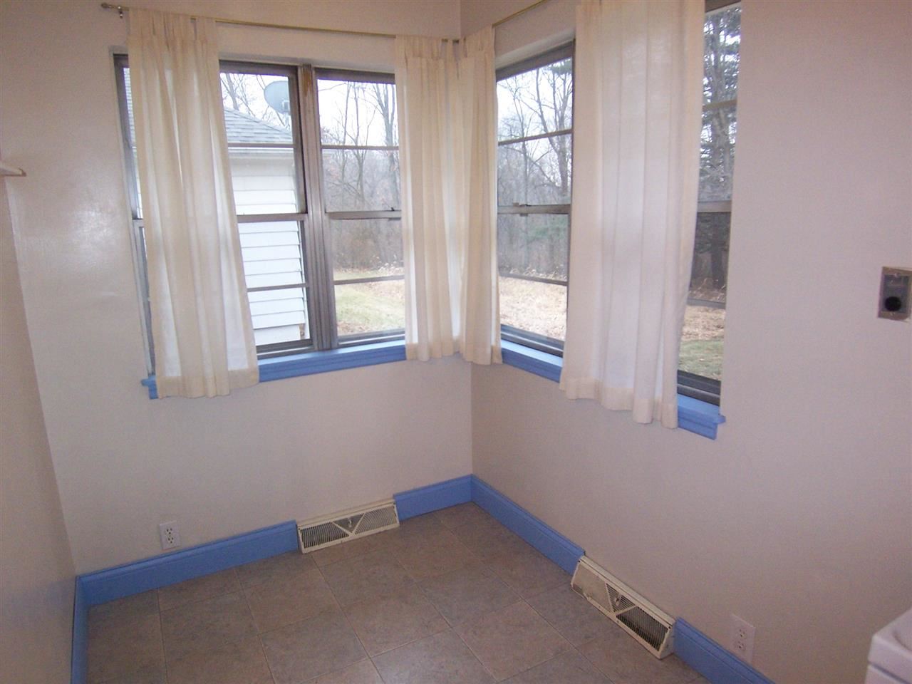 51233 Hollyhock Road South Bend, IN 46637 - Photo 5 of 29 Gallery Image 5