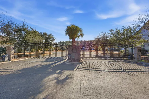 $610,000 | 281 Outboard Drive, Murrells Inlet, SC 29576