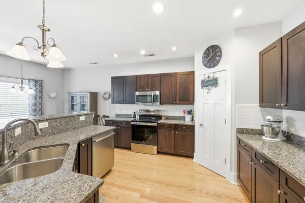 $610,000 | 281 Outboard Drive, Murrells Inlet, SC 29576