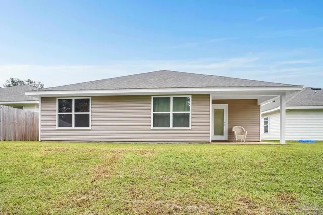 front view of house with a yard