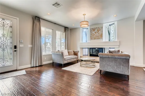 $4,195 | 8112 Deerfield Ranch Court, Las Vegas, NV 89139