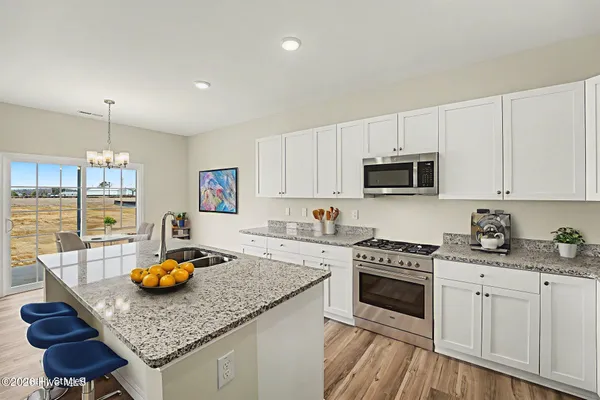 $279,706 | 133 Tuscarora Drive, La Grange, NC 28551