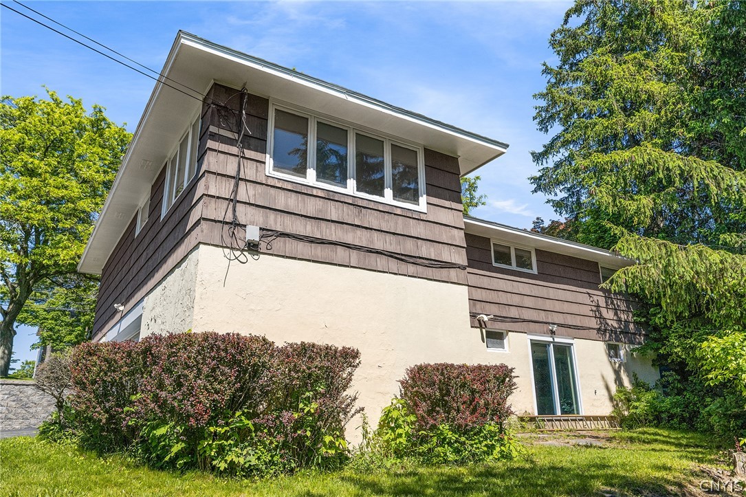 1500 Salt Springs Road Syracuse, NY 13214 - Photo 3 of 25
