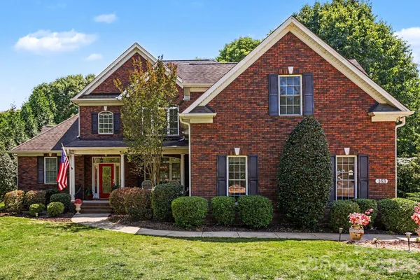 $995,000 | 163 Evening Shadow Road, Lake Wylie, SC 29710