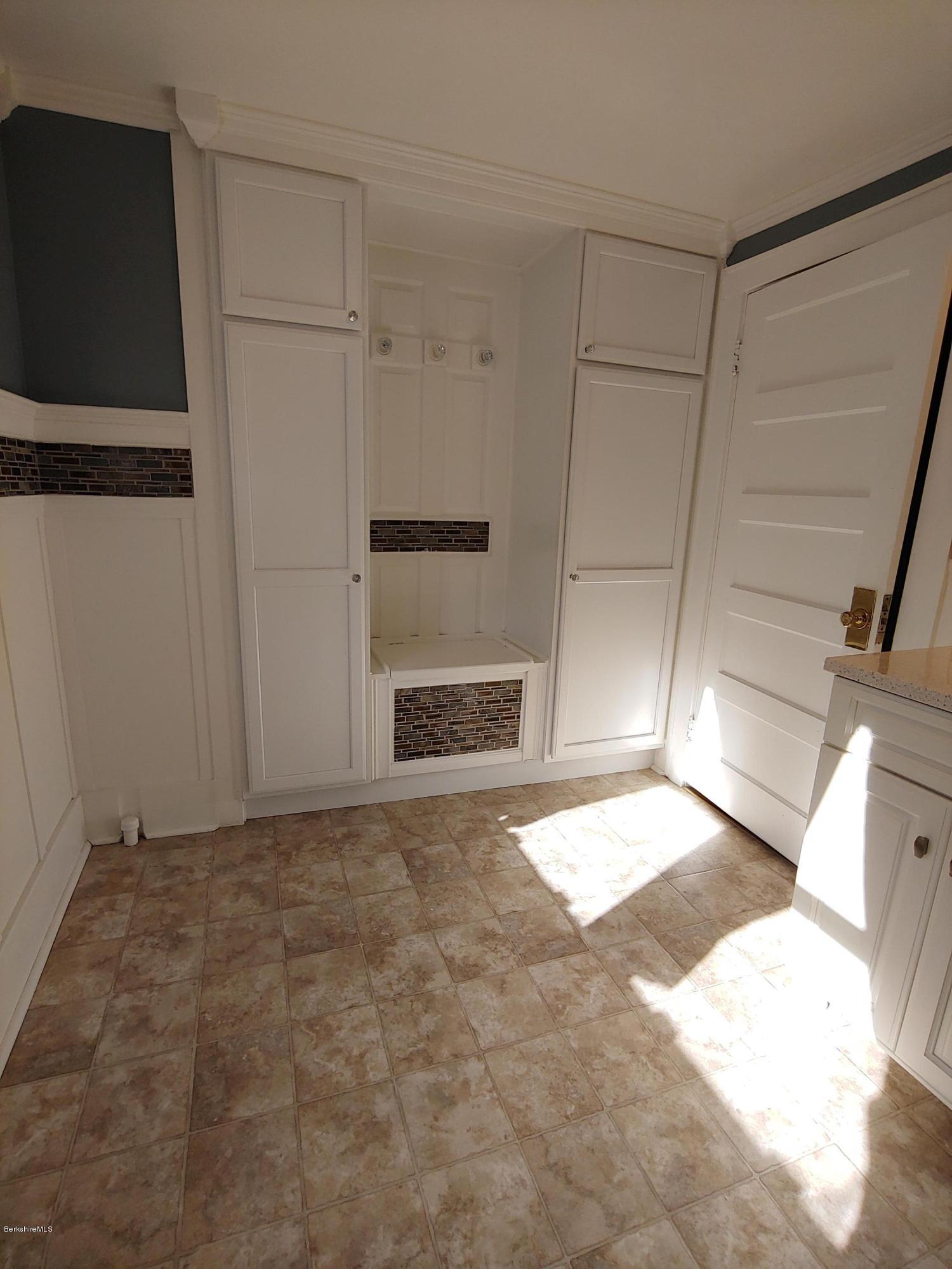2 Russell Stage Road Blandford, MA 01008 - Photo 20 of 20 Interior 12