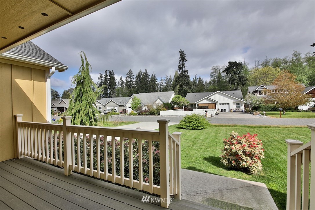 1814 Watkins Road Freeland, WA 98249 - Photo 3 of 24