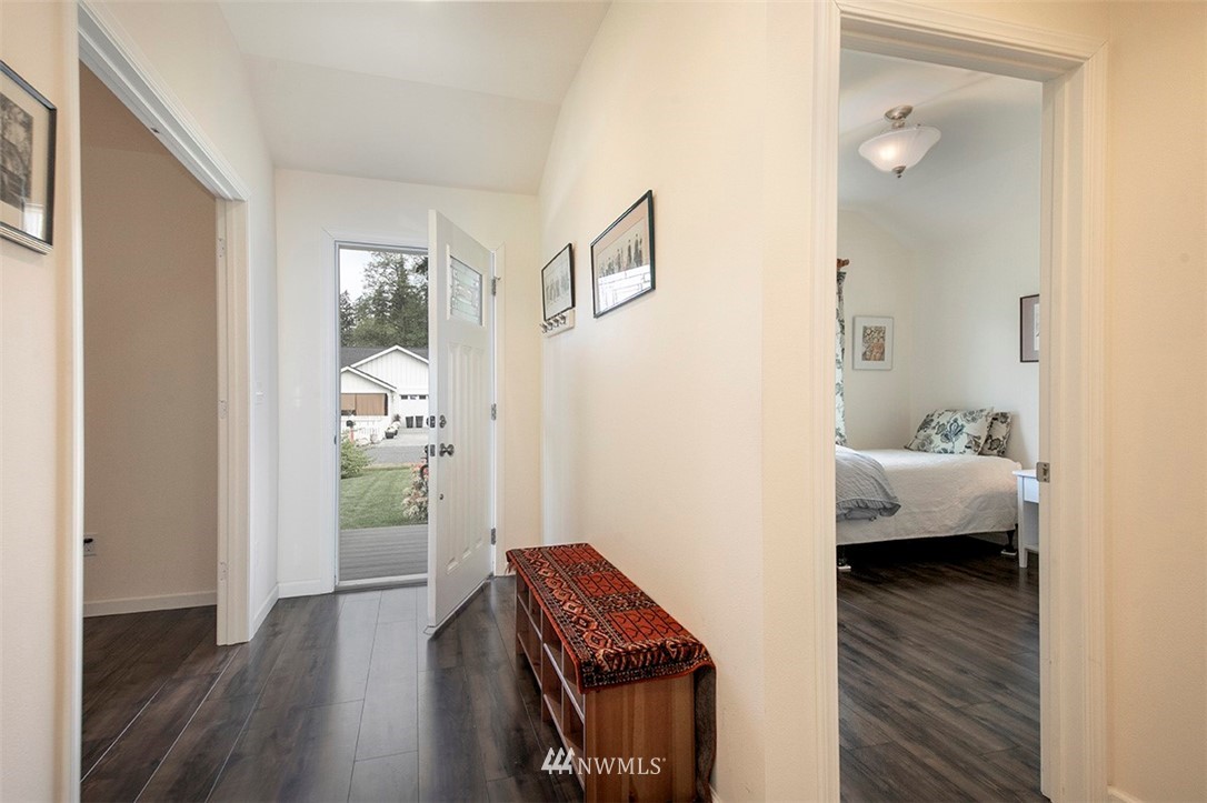 1814 Watkins Road Freeland, WA 98249 - Photo 7 of 24