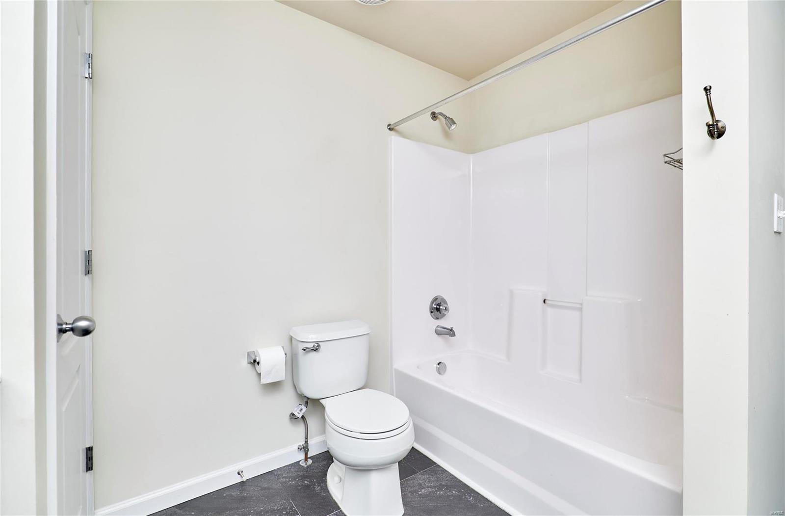 1332 Piedmont Circle St. Peters, MO 63304 - Photo 22 of 33