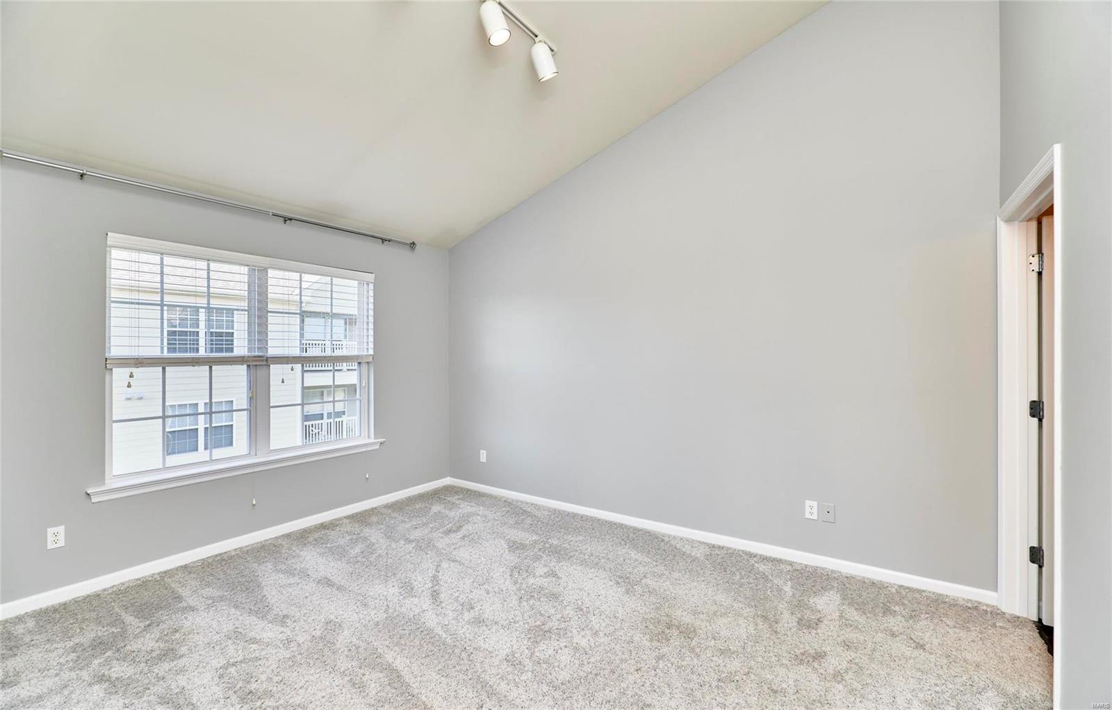 1332 Piedmont Circle St. Peters, MO 63304 - Photo 24 of 33