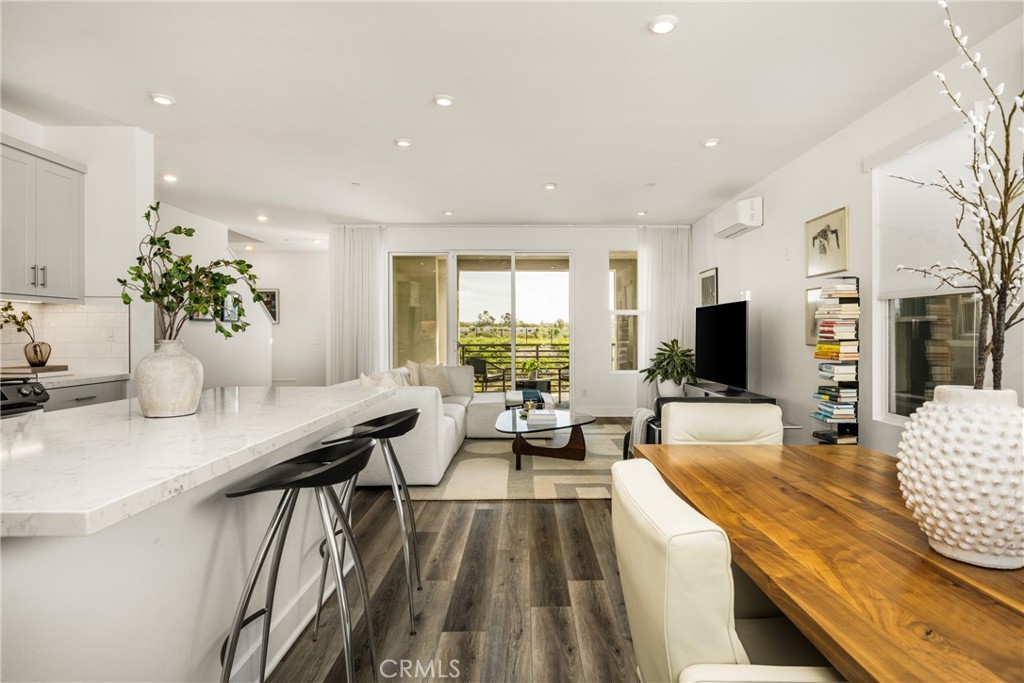 201 Lynx Irvine, CA 92618 - Photo 16 of 48