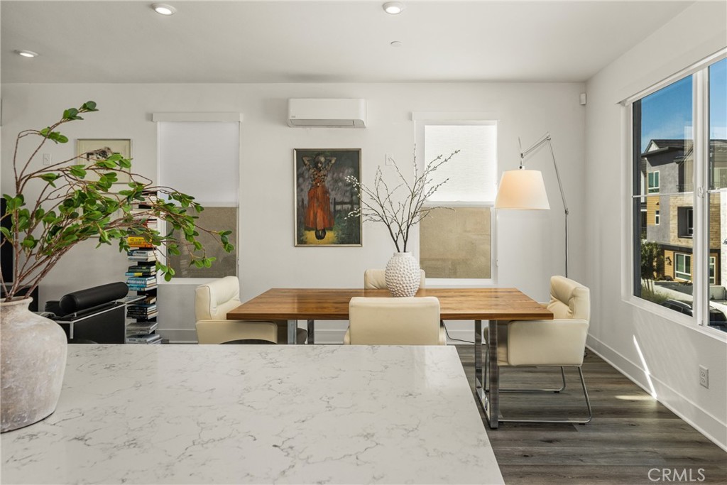 201 Lynx Irvine, CA 92618 - Photo 20 of 48