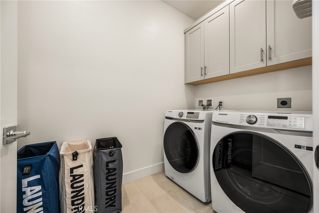 201 Lynx Irvine, CA 92618 - Photo 34 of 48