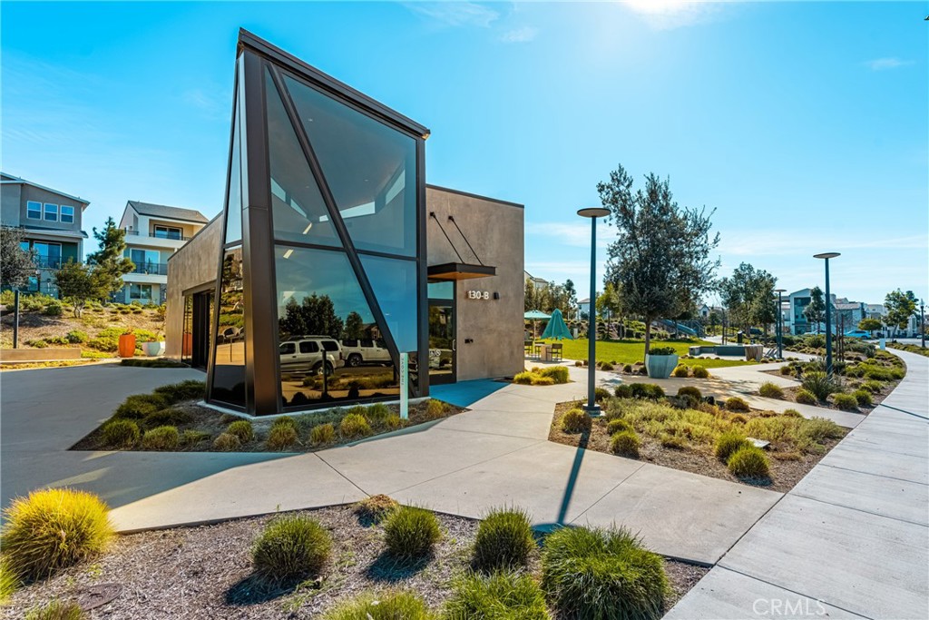 201 Lynx Irvine, CA 92618 - Photo 42 of 48