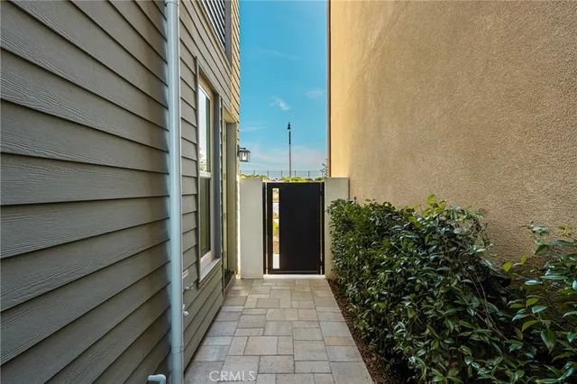 $1,750,000 | 201 Lynx, Irvine, CA 92618