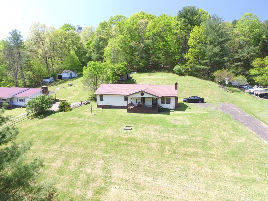 2139 Powerhouse Road Independence, VA 24348 - Photo 4 of 23 Gallery Image 4