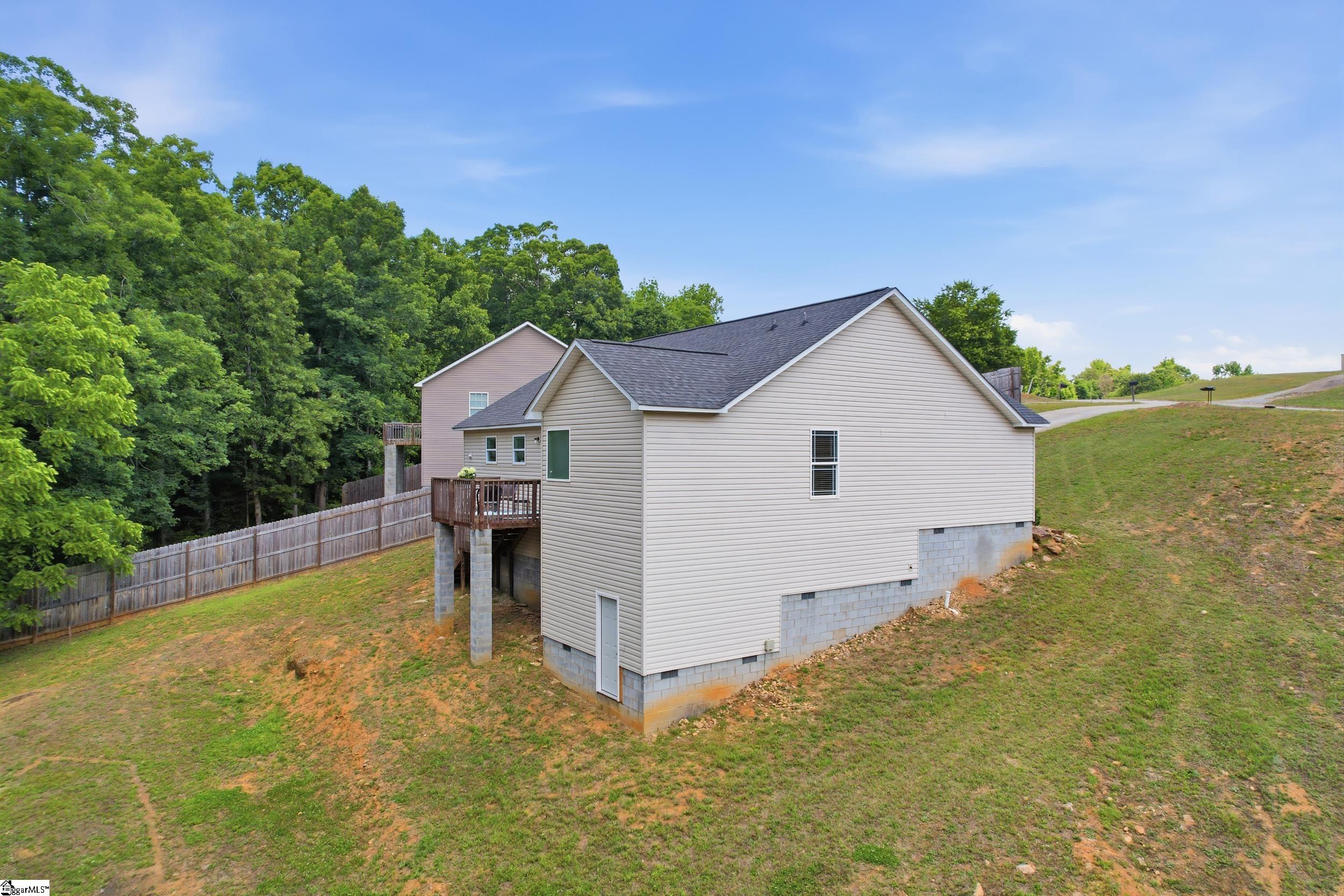 126 Robin Ridge Circle Piedmont, SC 29673 - Photo 28 of 37