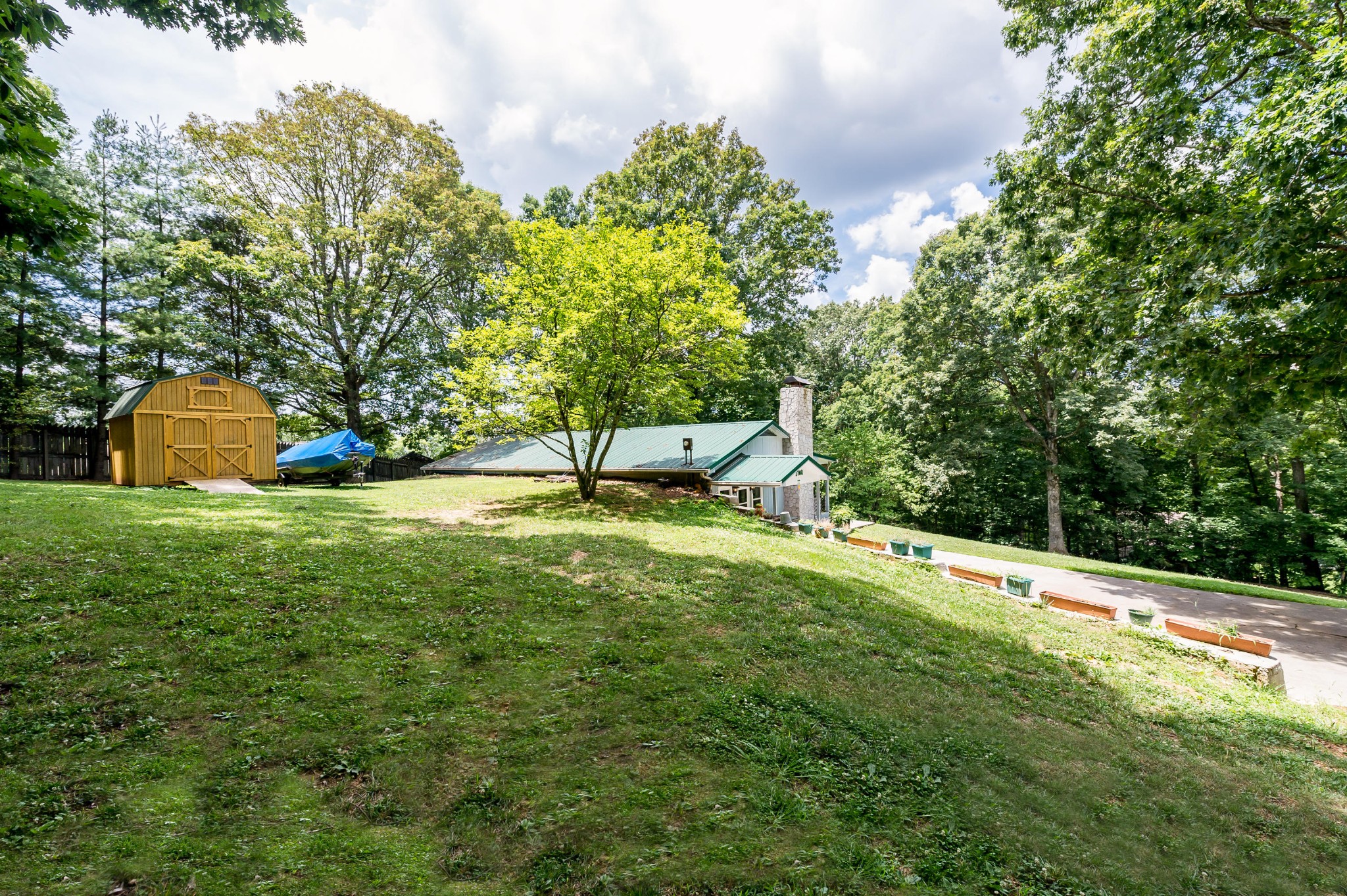 1708 Hart Road Knoxville, TN 37922 - Photo 3 of 17 Gallery Image 3