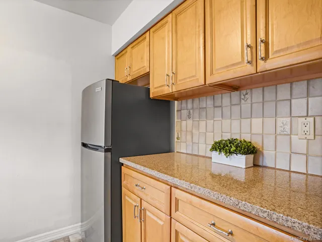 $2,300 | 600 Bedford Road, Unit 15, Pleasantville, NY 10570