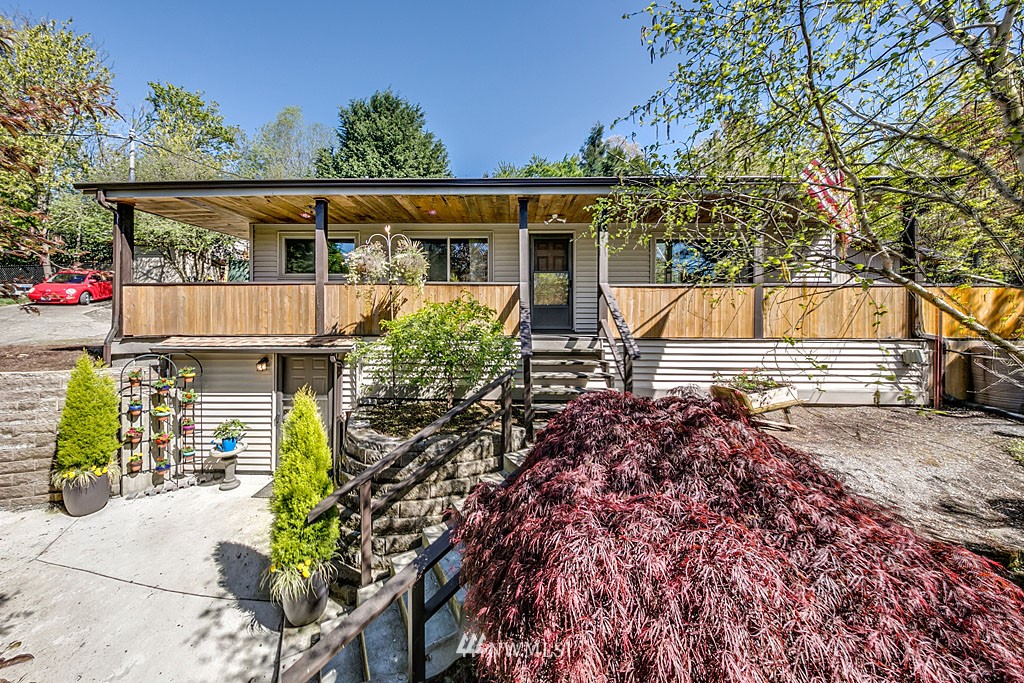 6520 Delridge Way Southwest Seattle, WA 98106 - Photo 1 of 17 Gallery Image 1