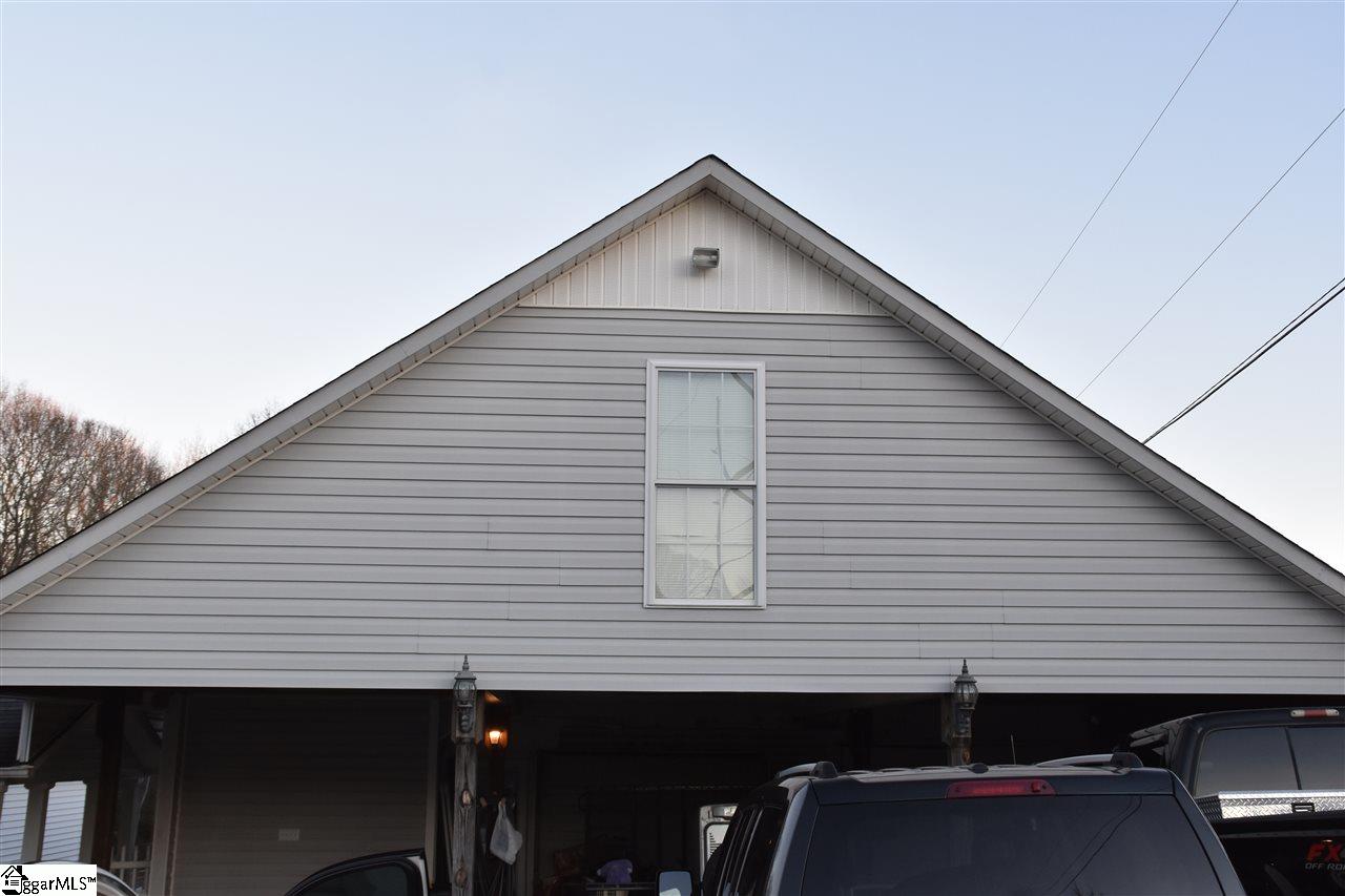 427 A Depot Road Pelzer, SC 29669 - Photo 5 of 23
