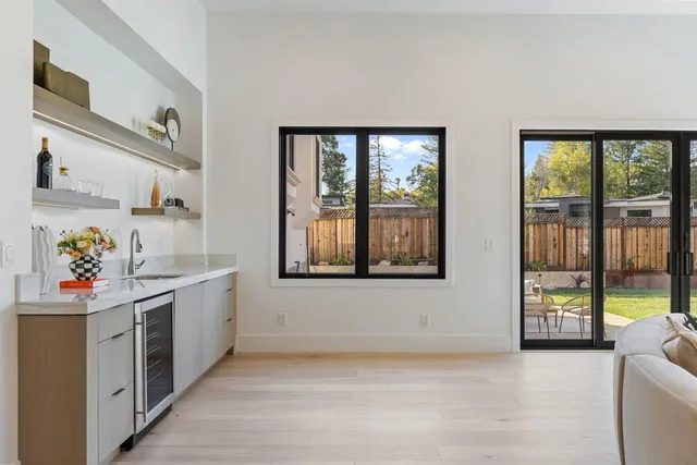 $4,898,000 | 18071 Saratoga-Los Gatos Road, Monte Sereno, CA 95030