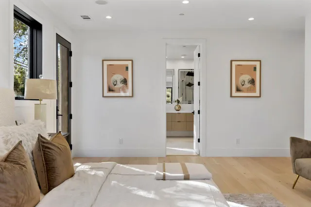 $4,700,000 | 18071 Saratoga-Los Gatos Road, Monte Sereno, CA 95030