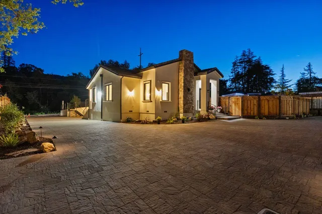$4,700,000 | 18071 Saratoga-Los Gatos Road, Monte Sereno, CA 95030
