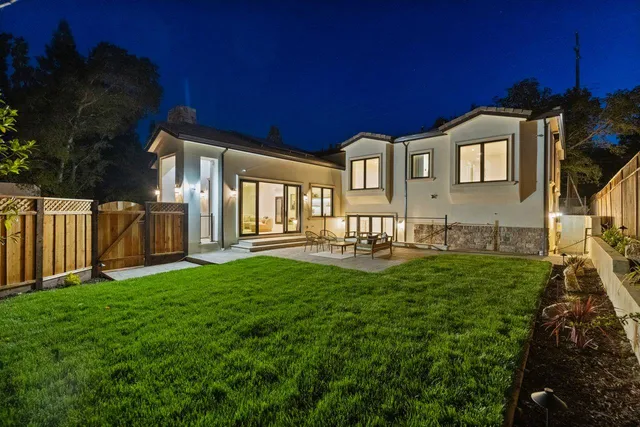 $4,700,000 | 18071 Saratoga-Los Gatos Road, Monte Sereno, CA 95030