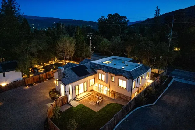 $4,700,000 | 18071 Saratoga-Los Gatos Road, Monte Sereno, CA 95030