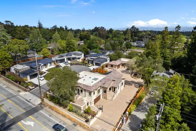 $4,700,000 | 18071 Saratoga-Los Gatos Road, Monte Sereno, CA 95030