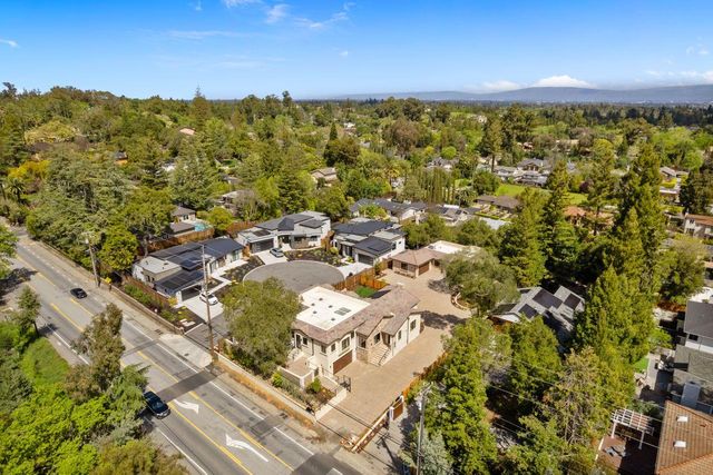 $4,700,000 | 18071 Saratoga-Los Gatos Road, Monte Sereno, CA 95030