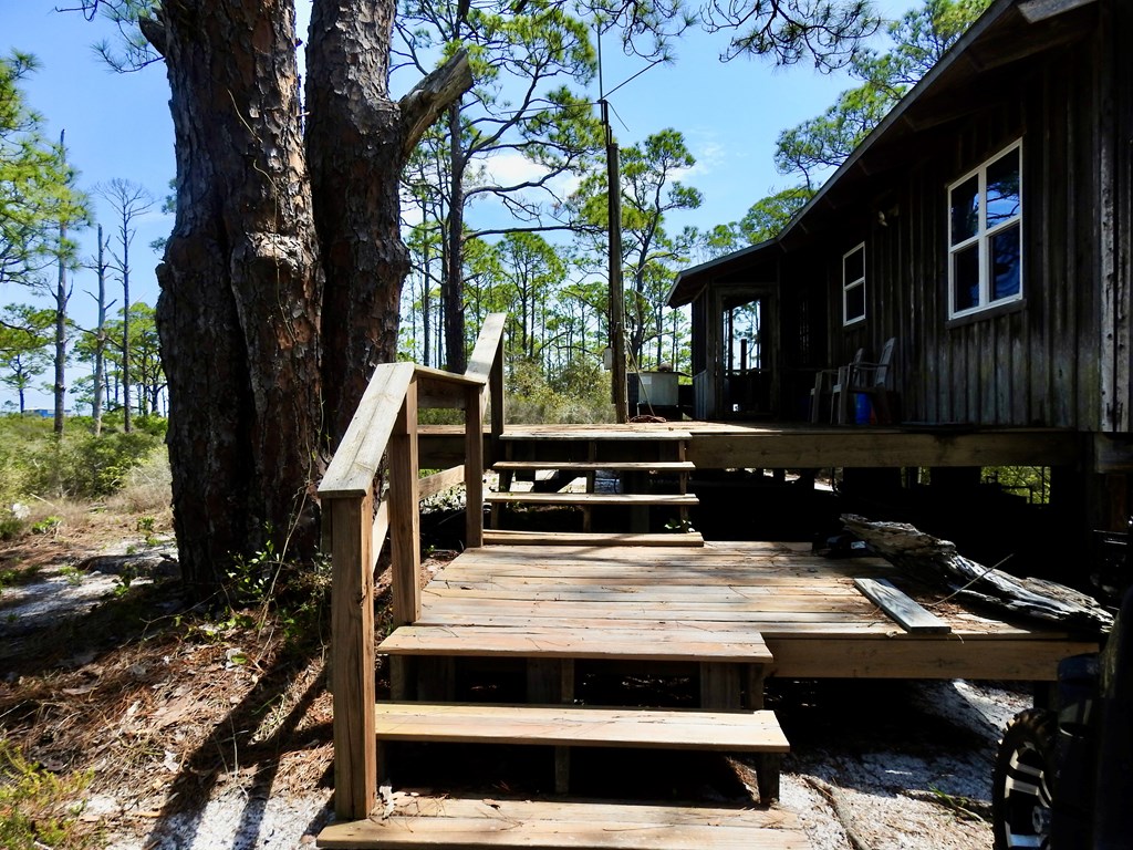 110-112 Anglers Road Carrabelle, FL 32322 - Photo 6 of 39