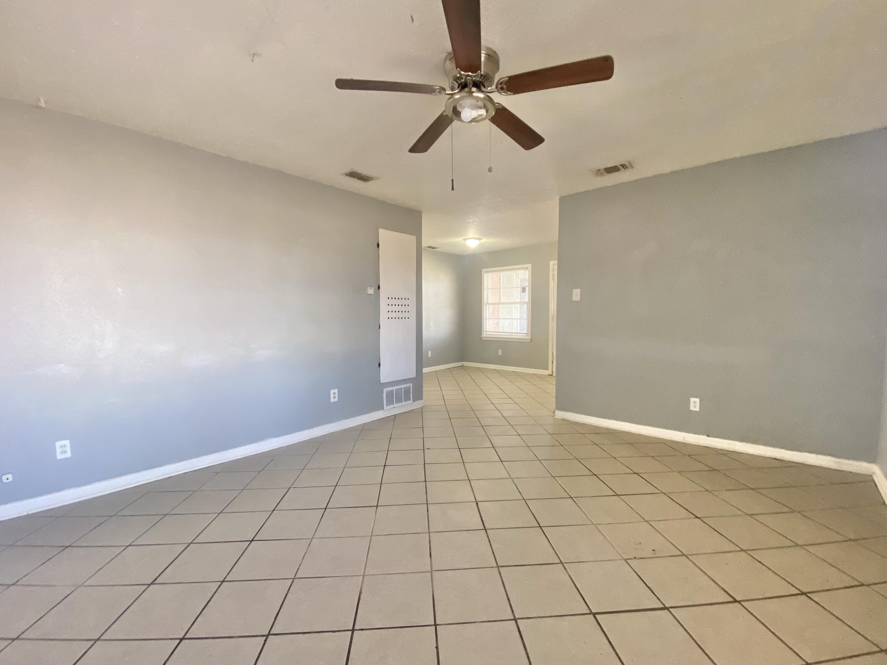 2408 East 8th Street Lubbock, TX 79403 - Photo 4 of 11 original-2