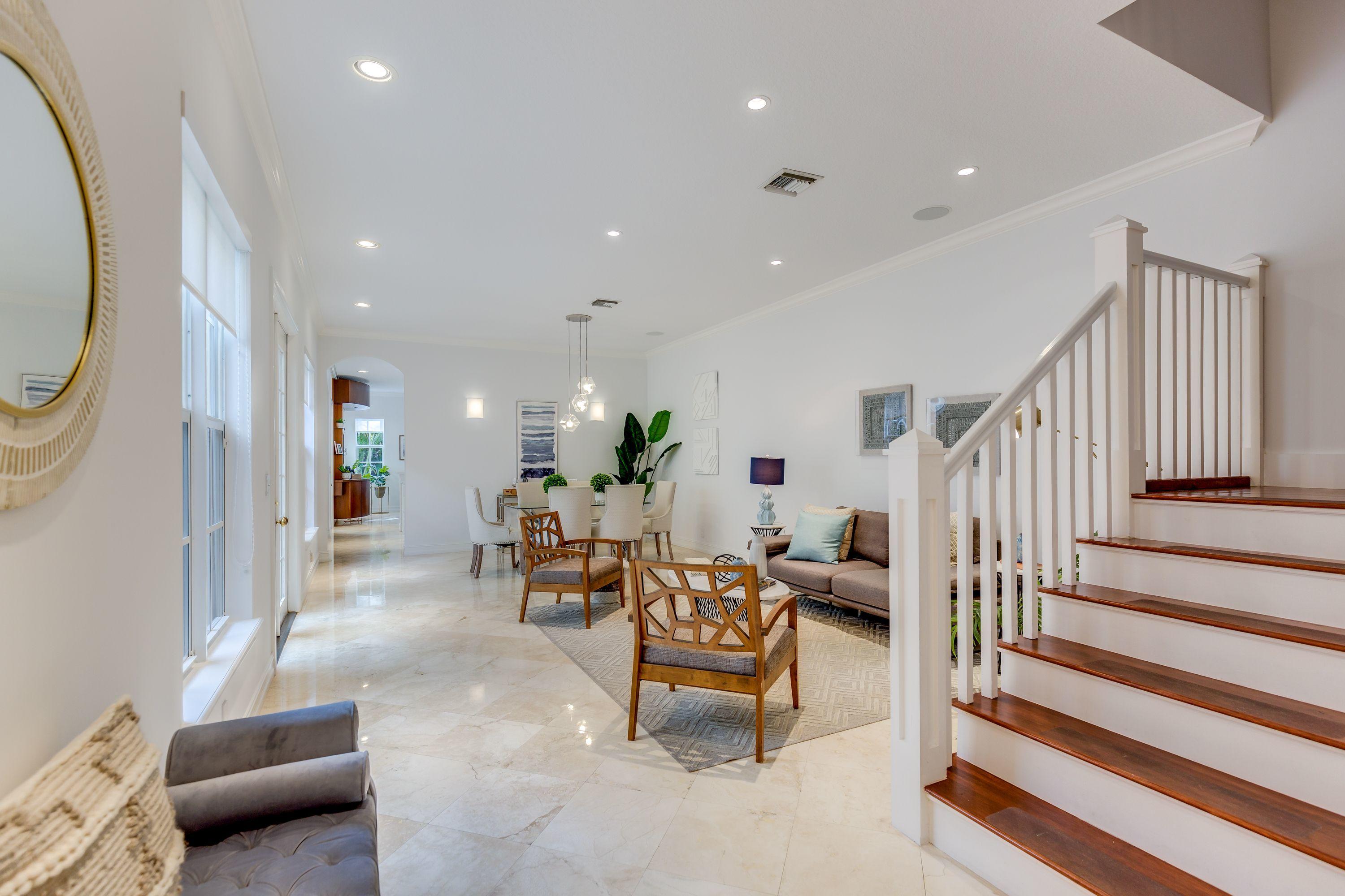 244 East Boca Raton Road Boca Raton, FL 33432 - Photo 4 of 27 living room