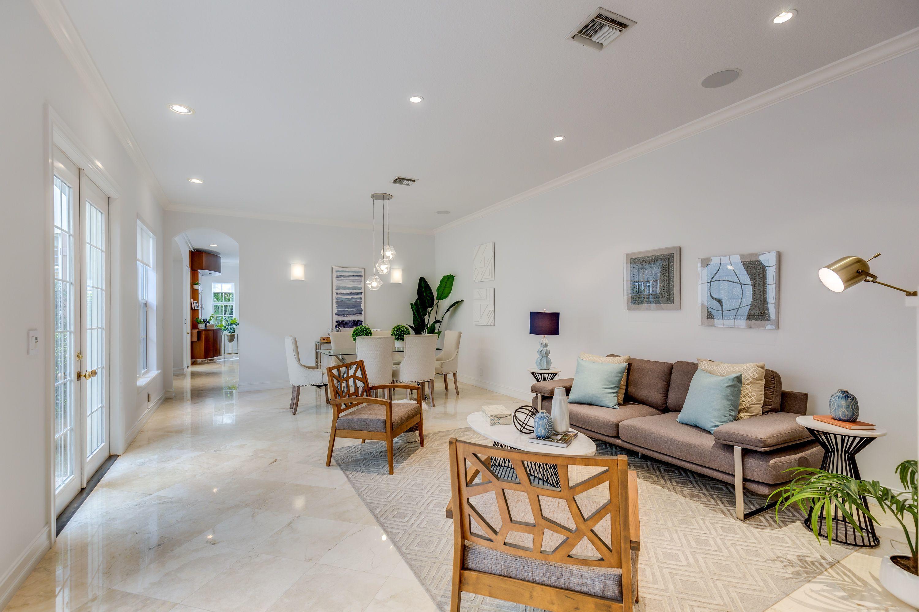 244 East Boca Raton Road Boca Raton, FL 33432 - Photo 5 of 27 liv room 2