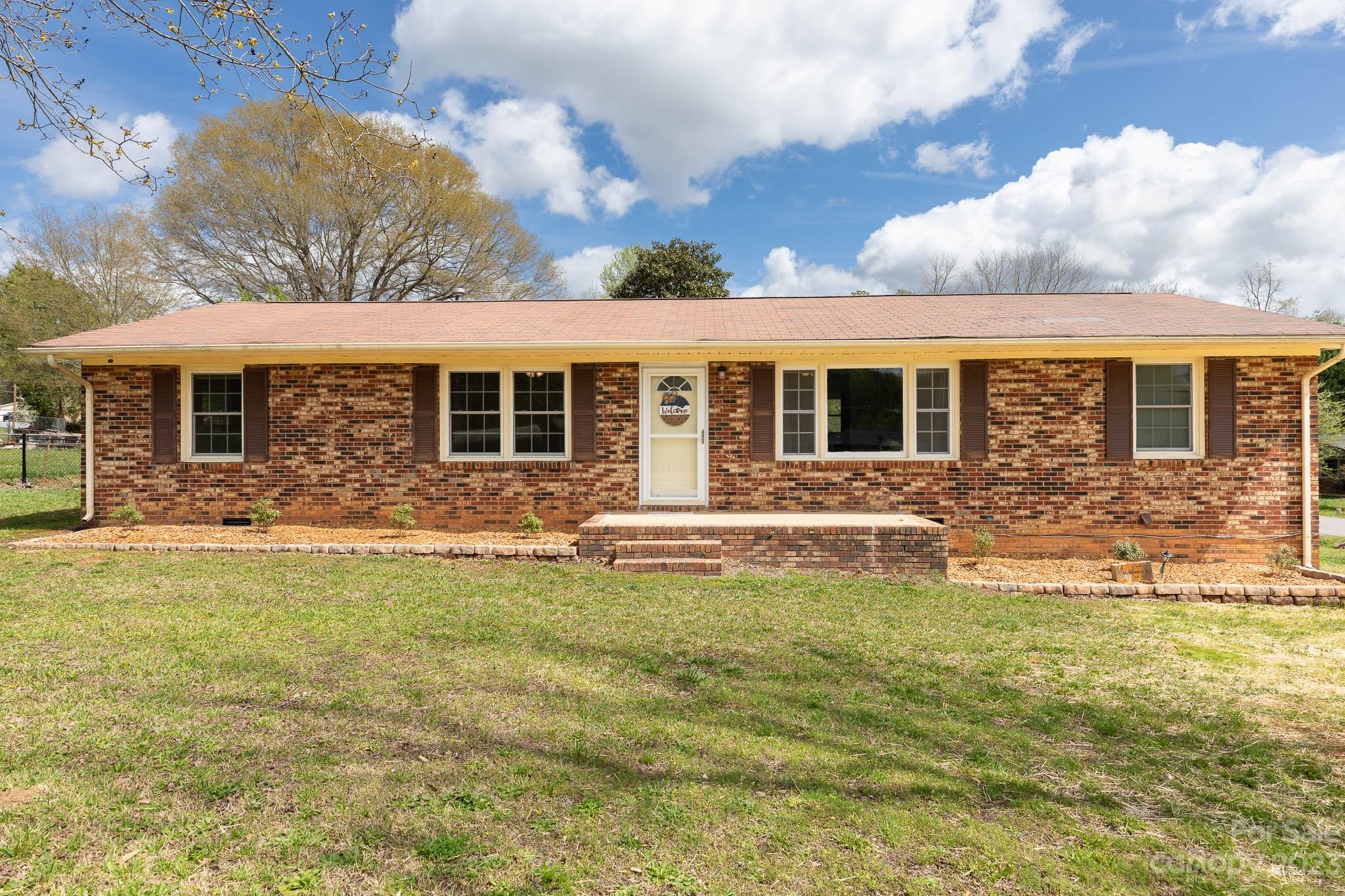1005 Boyd Road Gastonia, NC 28052 - Photo 1 of 38 Gallery Image 1
