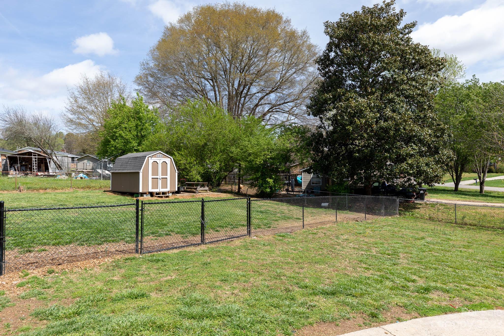 1005 Boyd Road Gastonia, NC 28052 - Photo 6 of 38 Gallery Image 6
