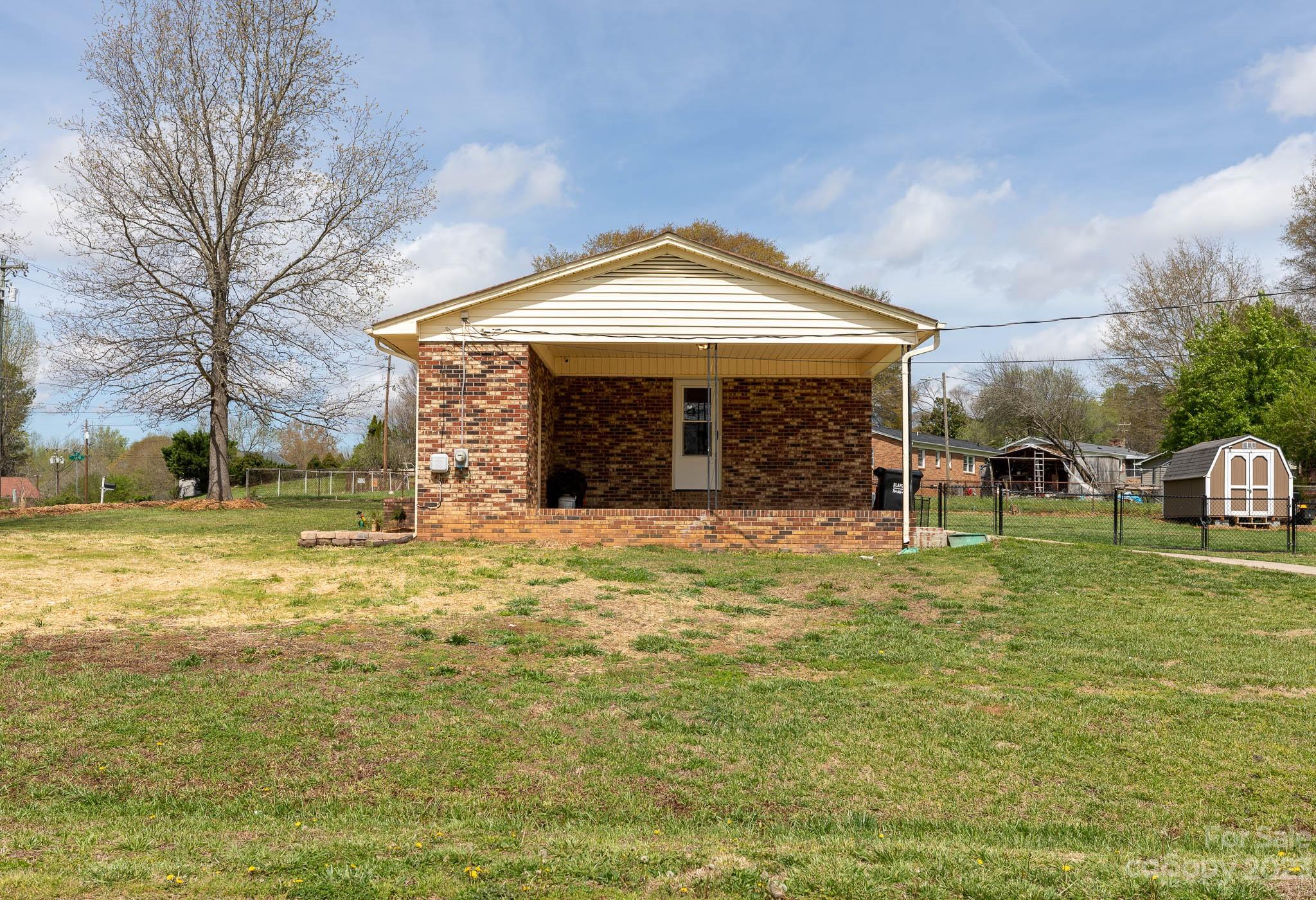 1005 Boyd Road Gastonia, NC 28052 - Photo 10 of 38 Gallery Image 10