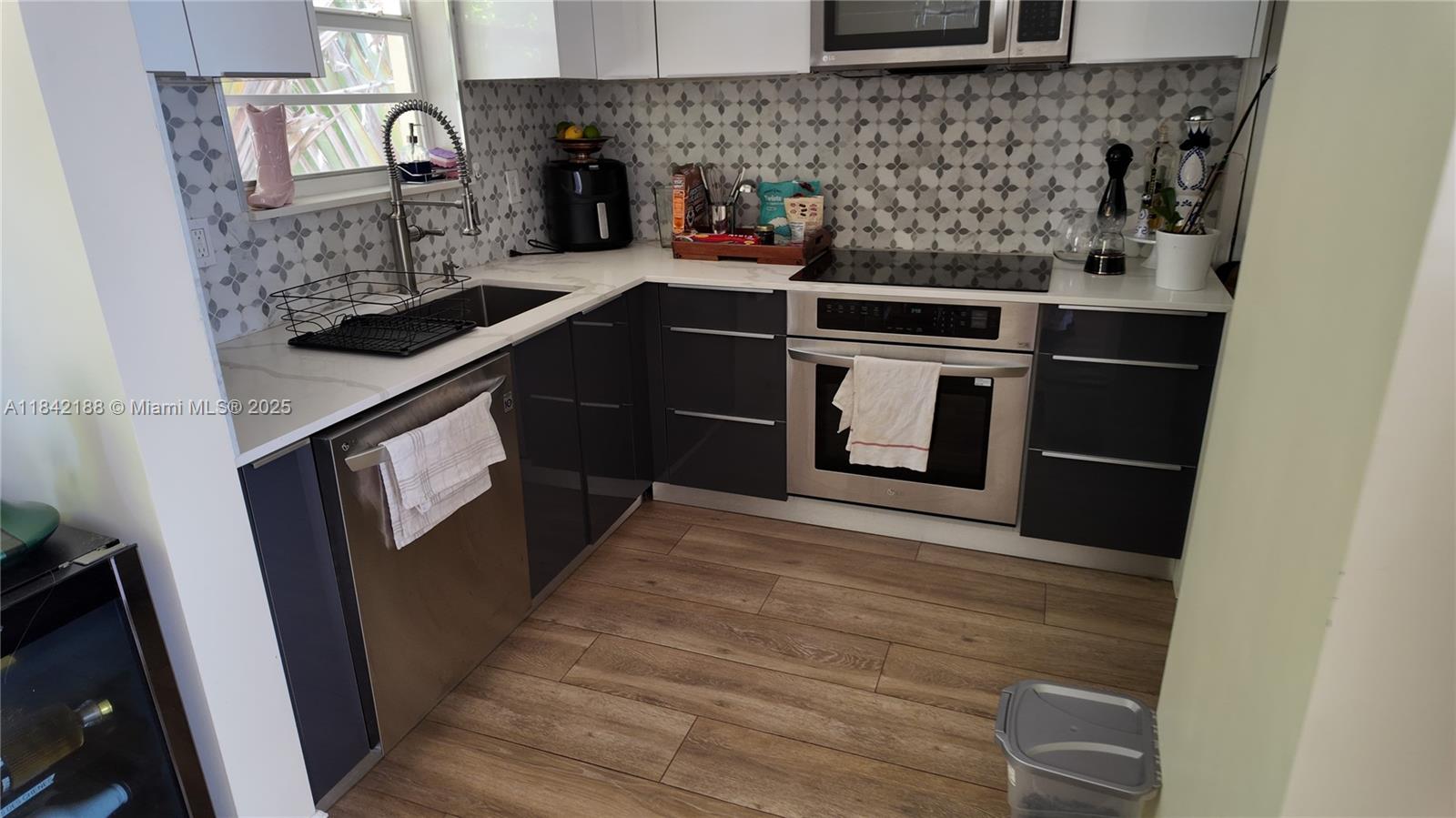 1535 Meridian Avenue, Unit 6 Miami Beach, FL 33139 - Photo 18 of 43