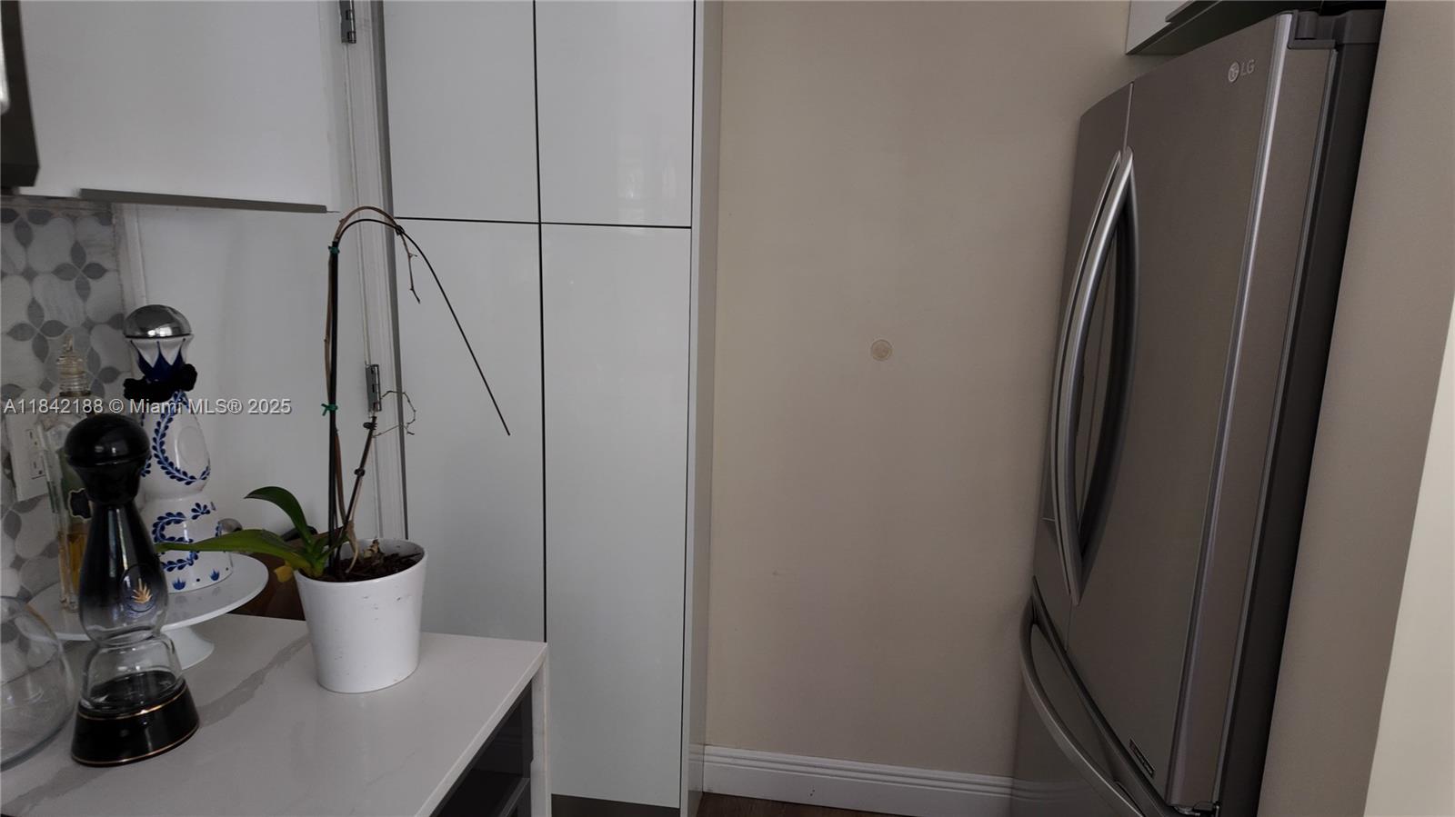 1535 Meridian Avenue, Unit 6 Miami Beach, FL 33139 - Photo 23 of 43